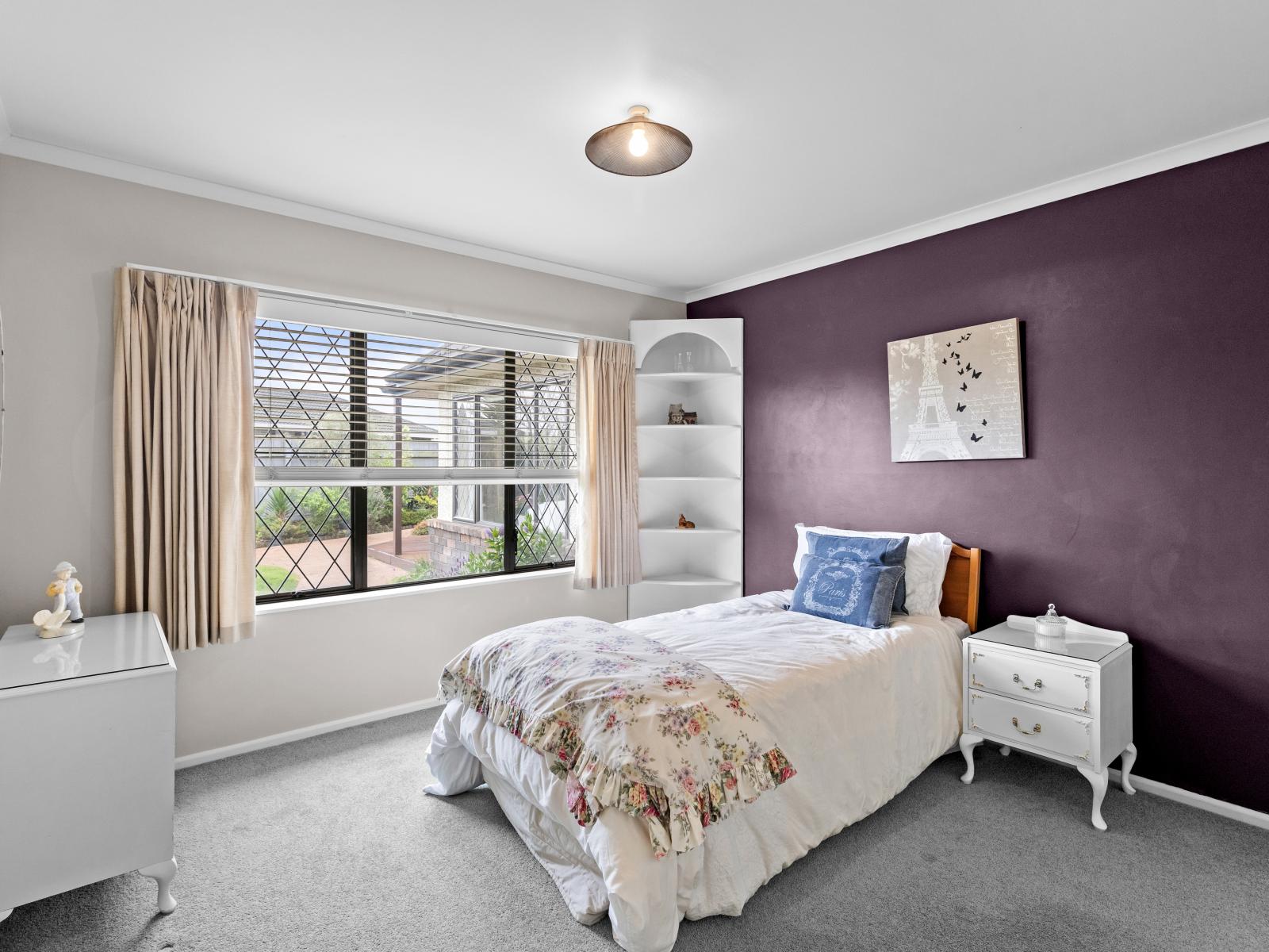 9 Clearview Drive, Milson
