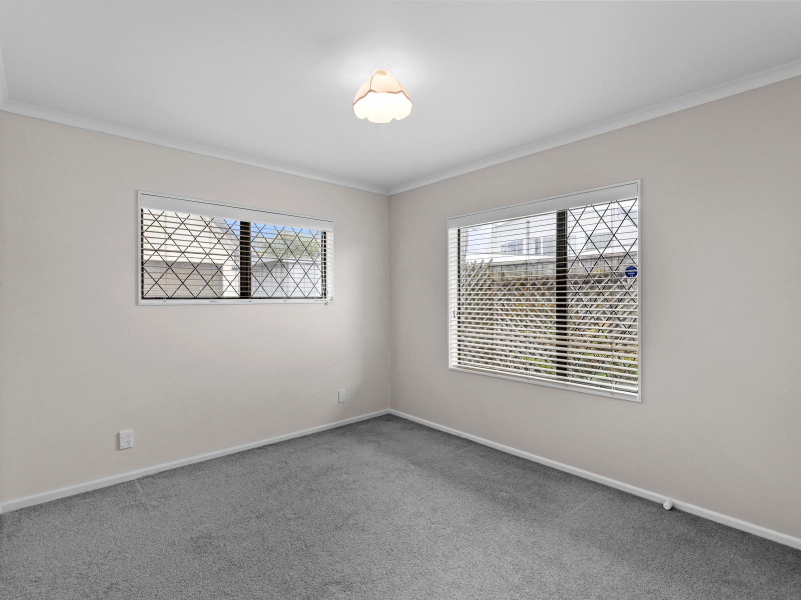 9 Clearview Drive, Milson