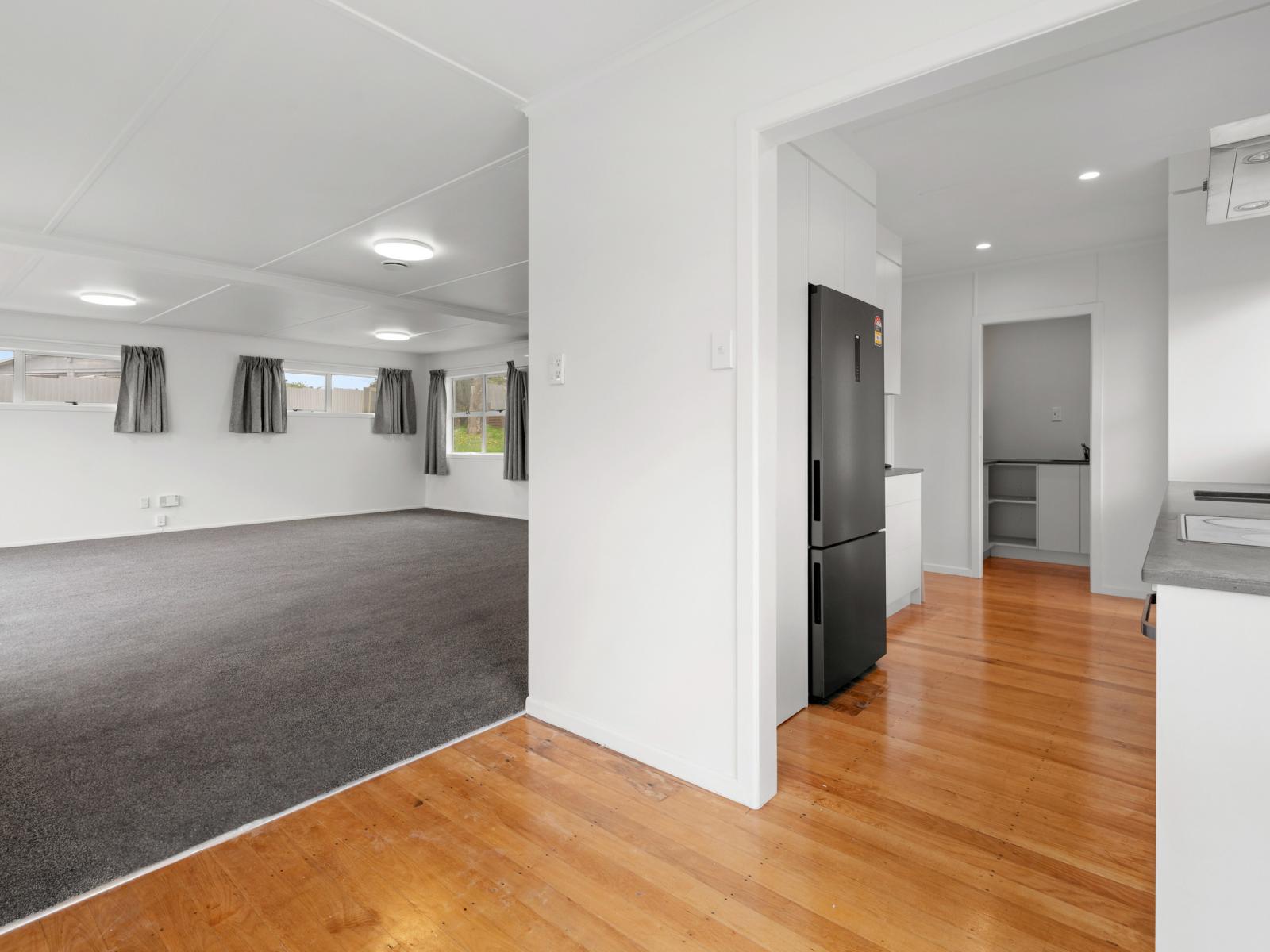 Meadowbank Crescent, Fordlands