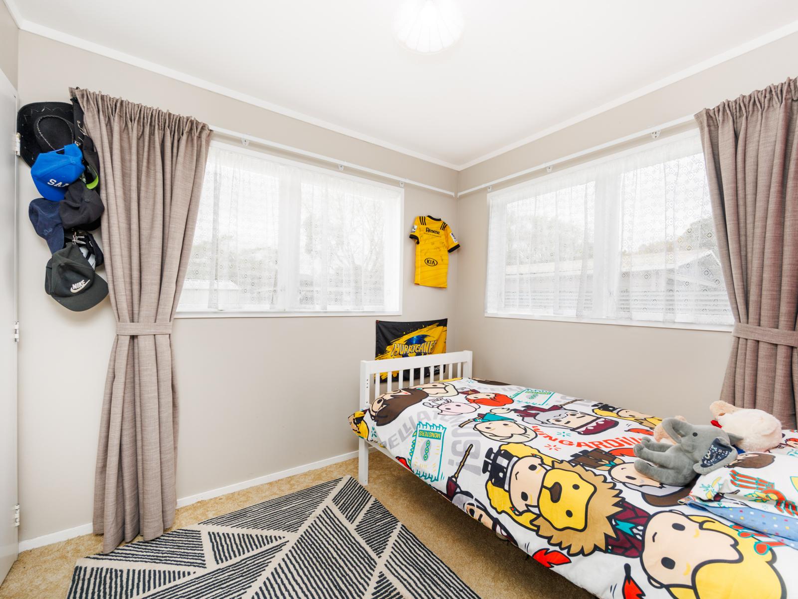 2 Escort Grove, Awapuni