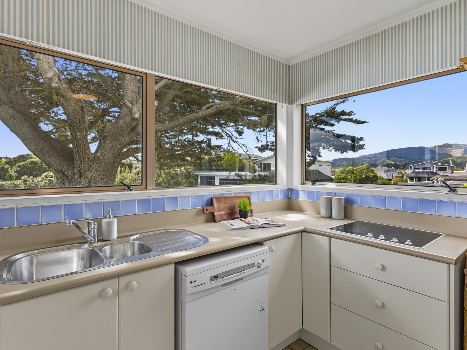 253 Rosetta Road, Raumati Beach