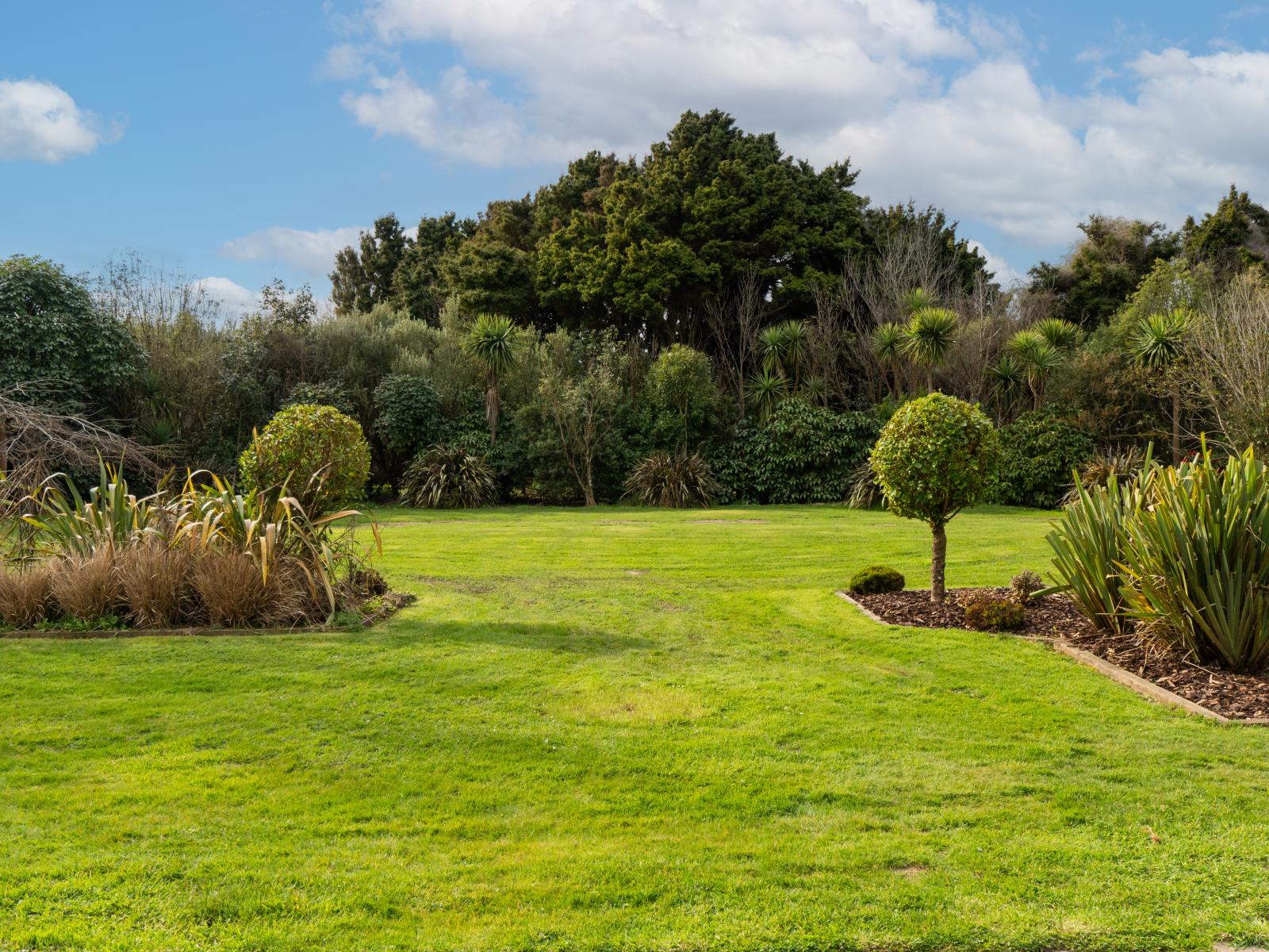 40 Matua Grove, Otatara