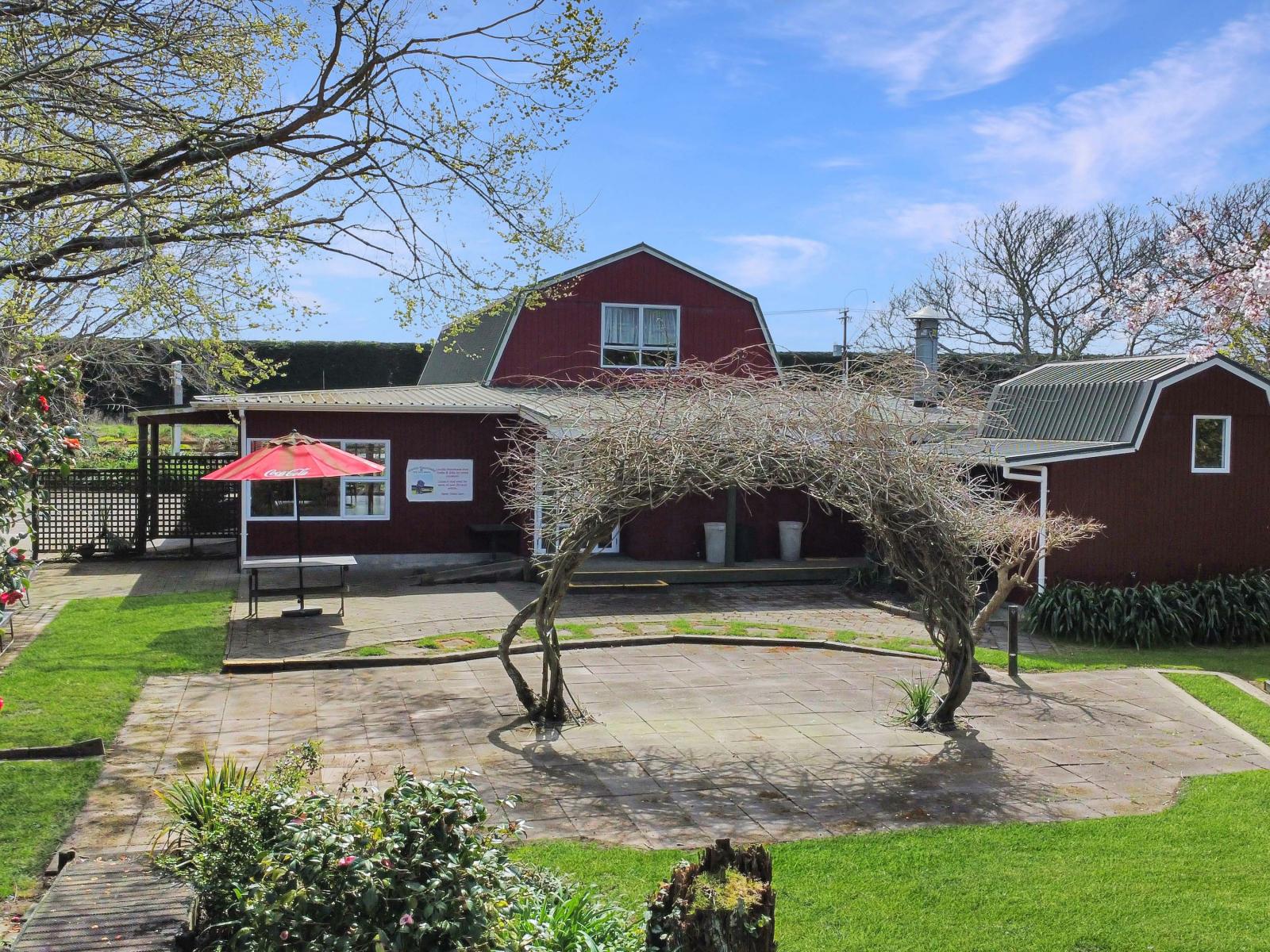 237 Thornton Road, Thornton