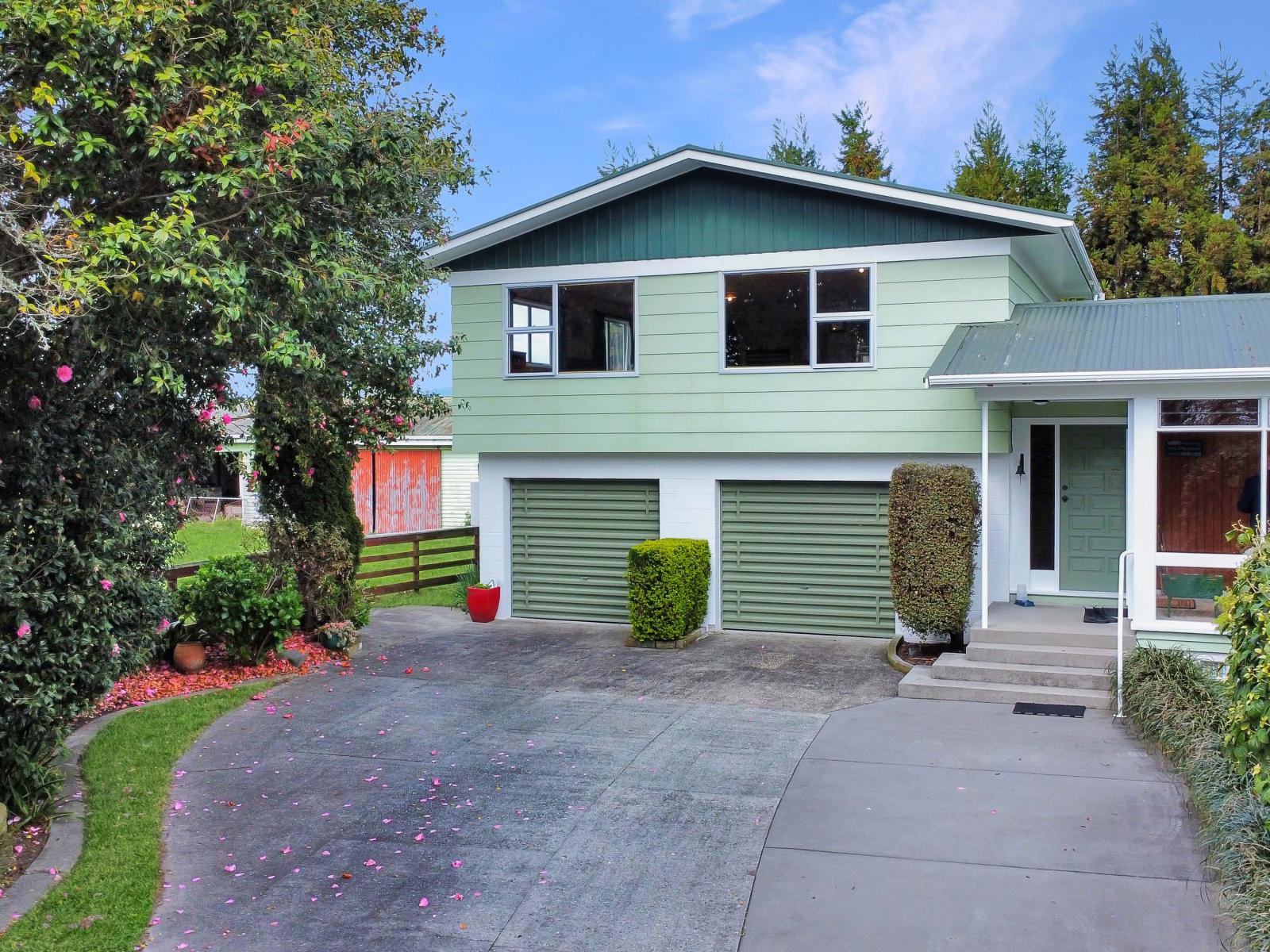 237 Thornton Road, Thornton