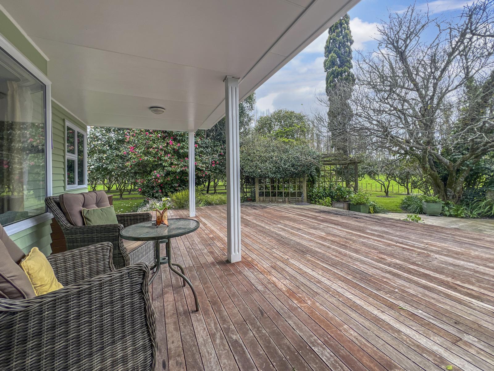 237 Thornton Road, Thornton