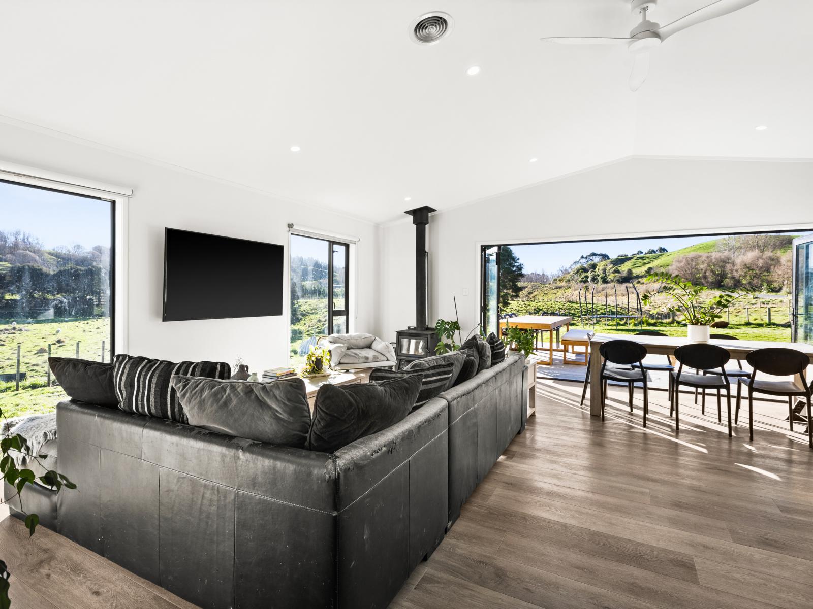 2480 Kahuranaki Road, Kahuranaki