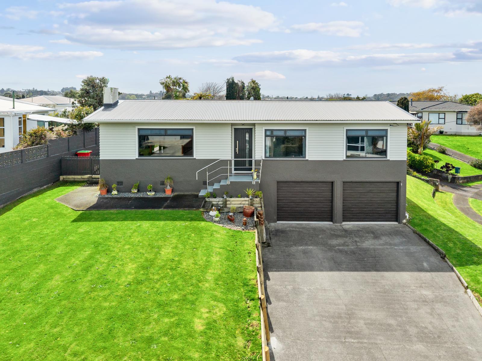 5 Balmoral Crescent, Springvale
