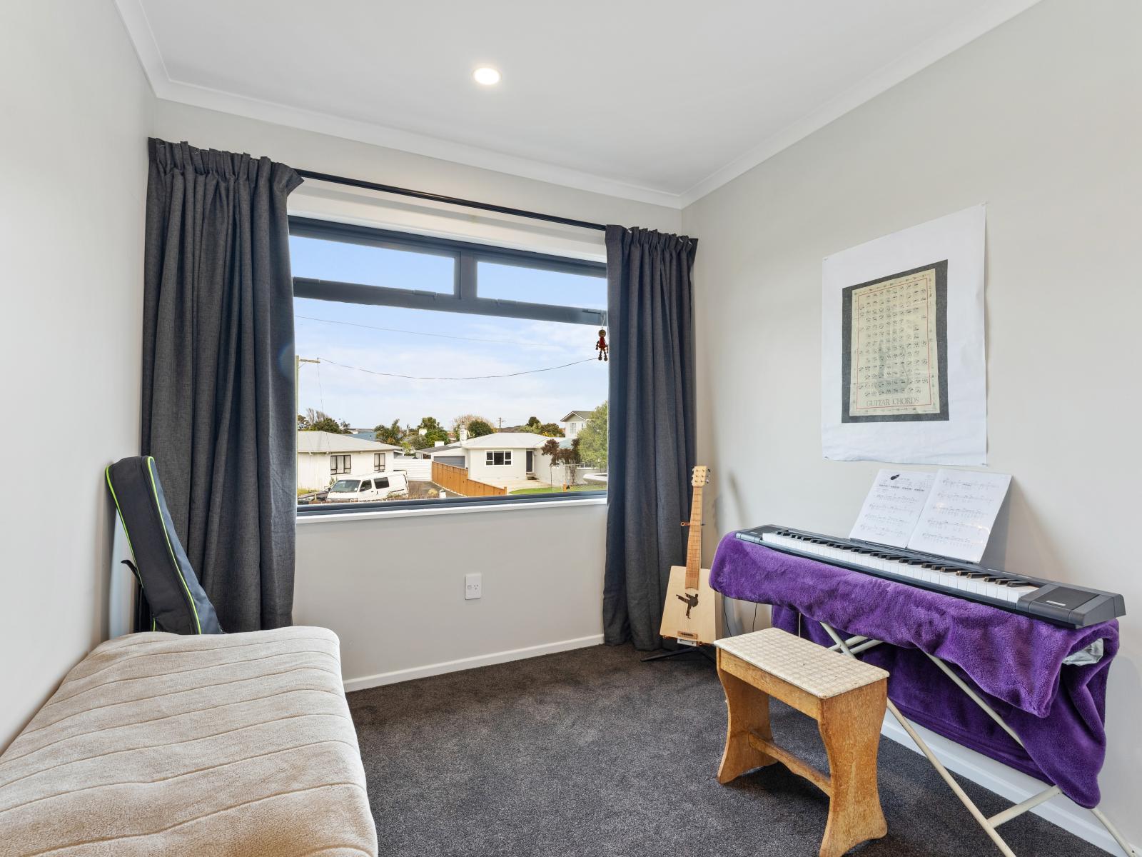 5 Balmoral Crescent, Springvale