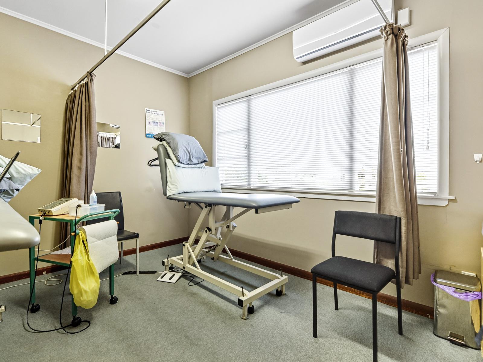 33 Pembroke Street, Hamilton Lake