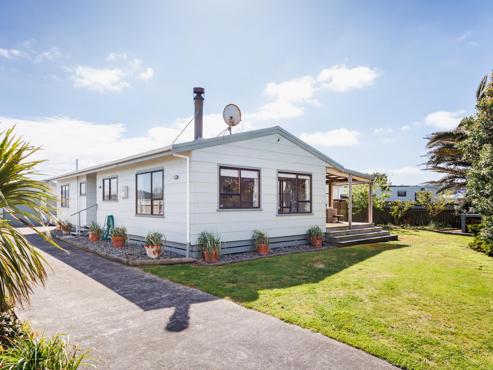 18 Thomas Place, Foxton Beach