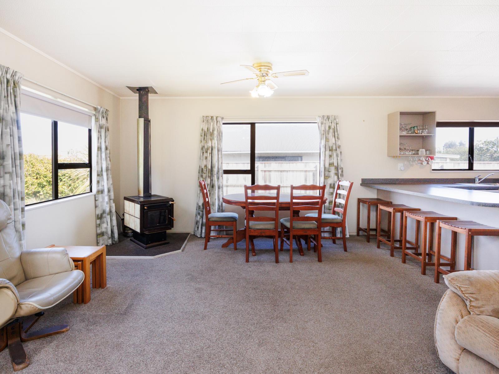 18 Thomas Place, Foxton Beach