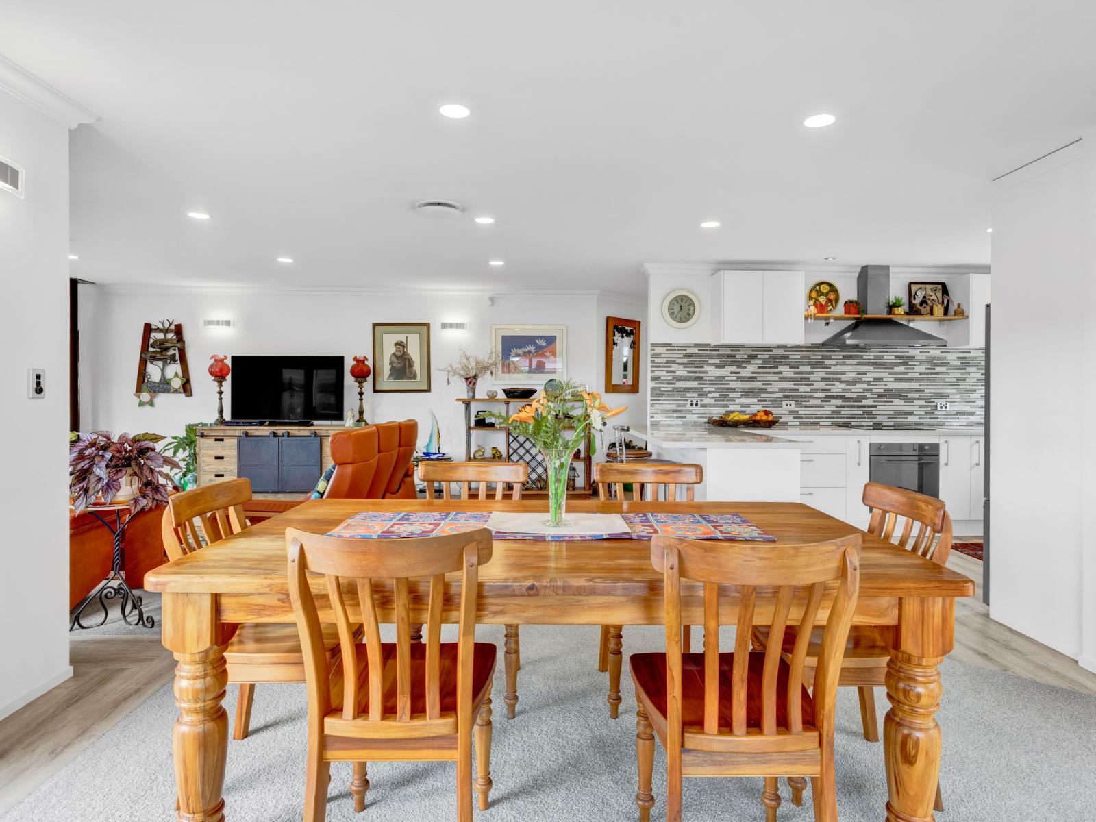 12 Beach Road, Urenui