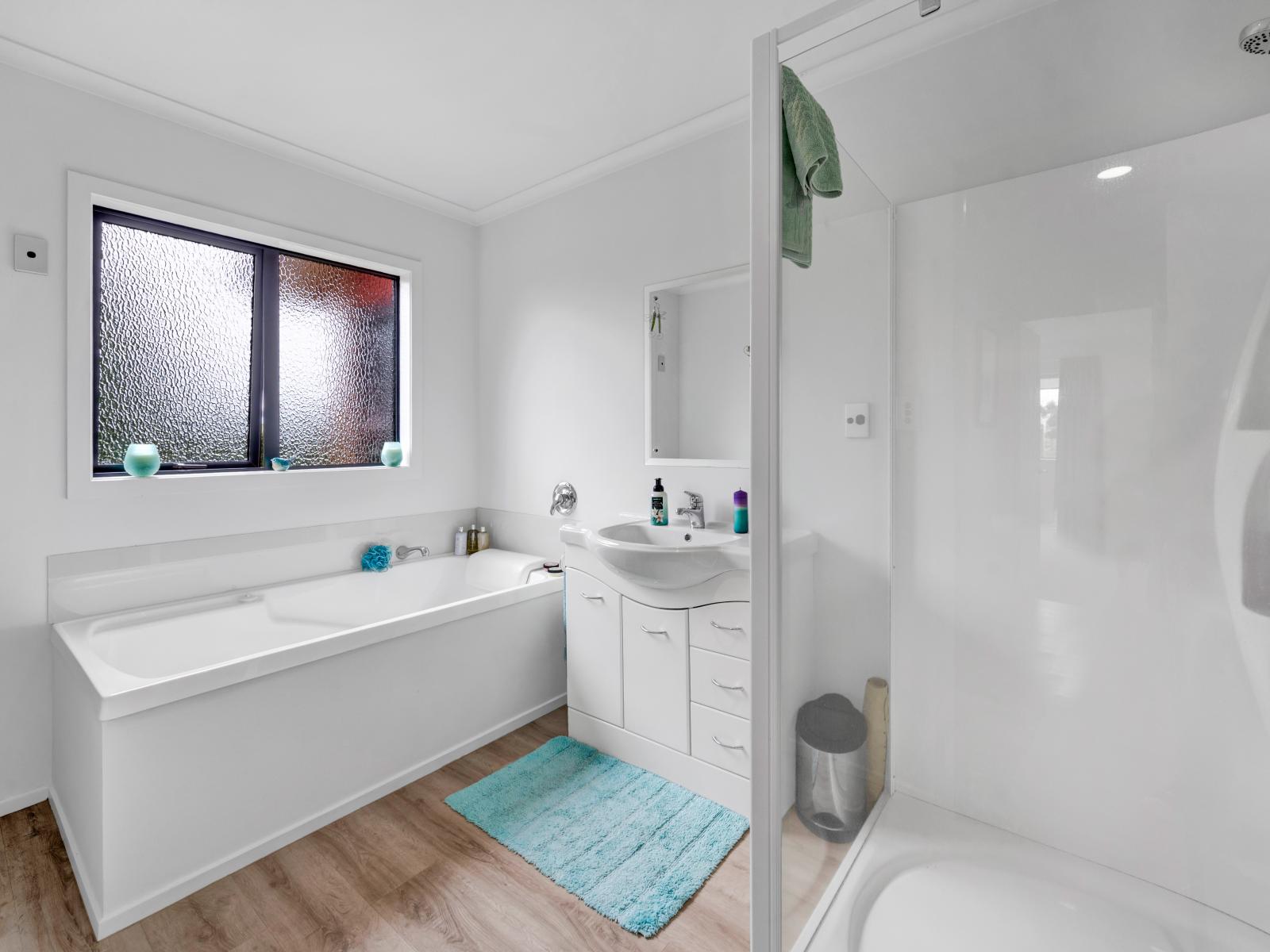12 Beach Road, Urenui