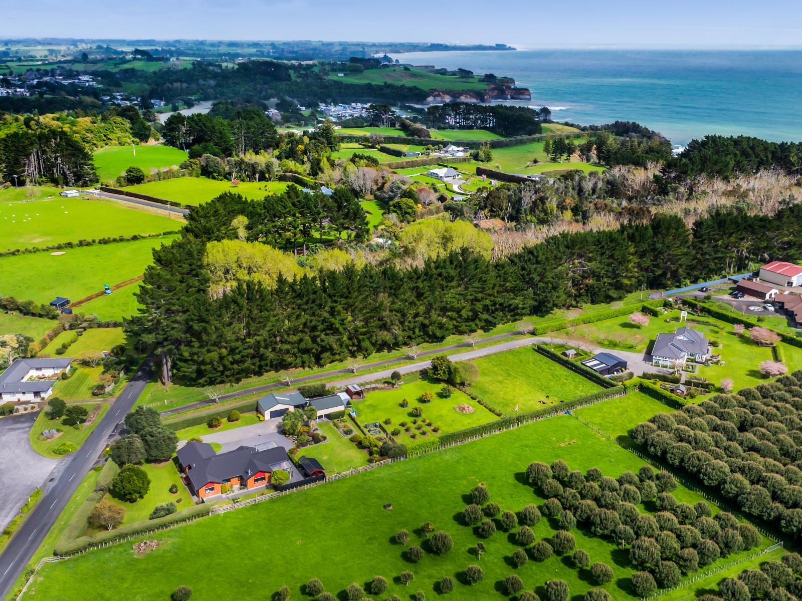 12 Beach Road, Urenui