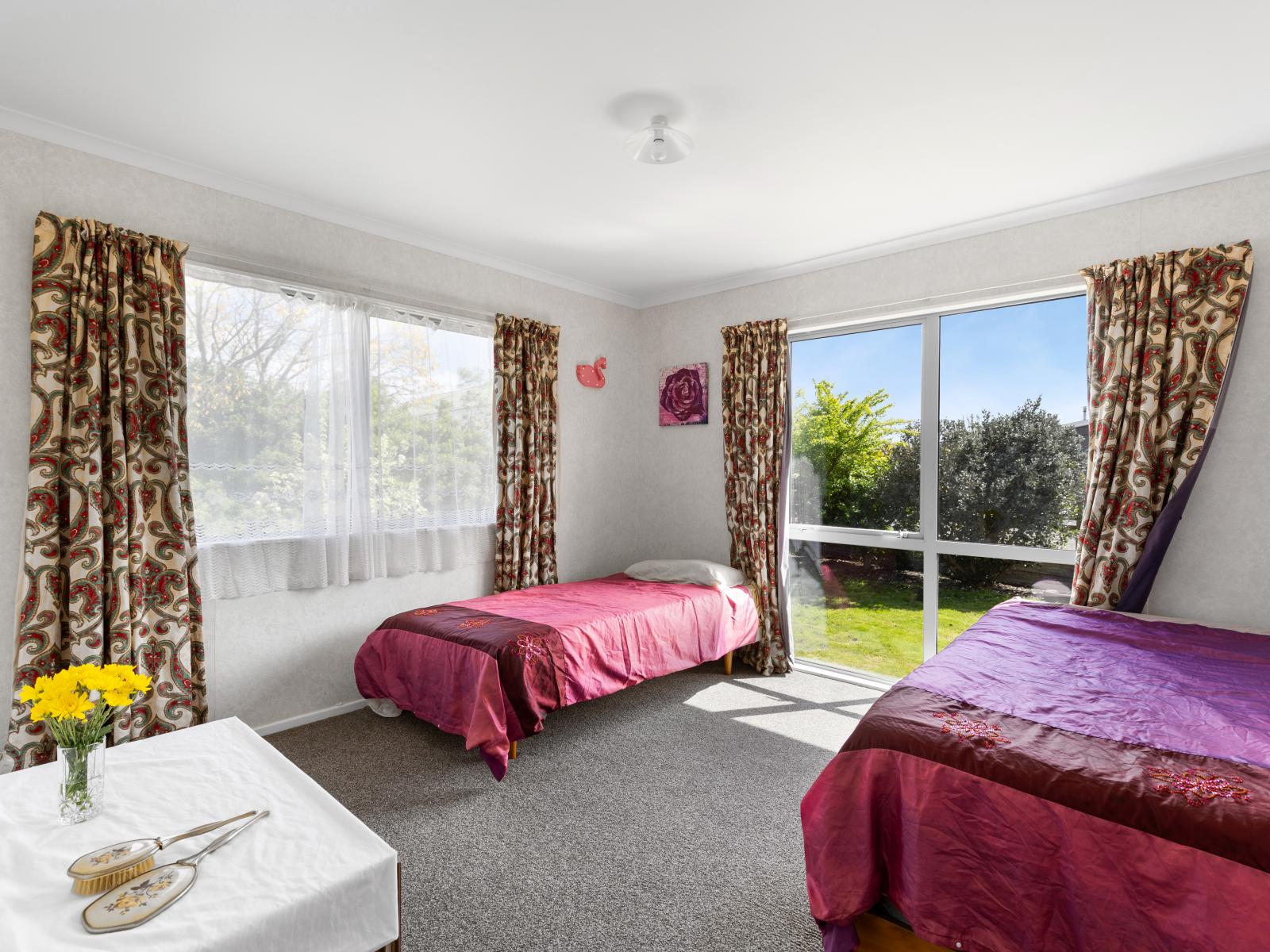 33 Lower High Street, Marton