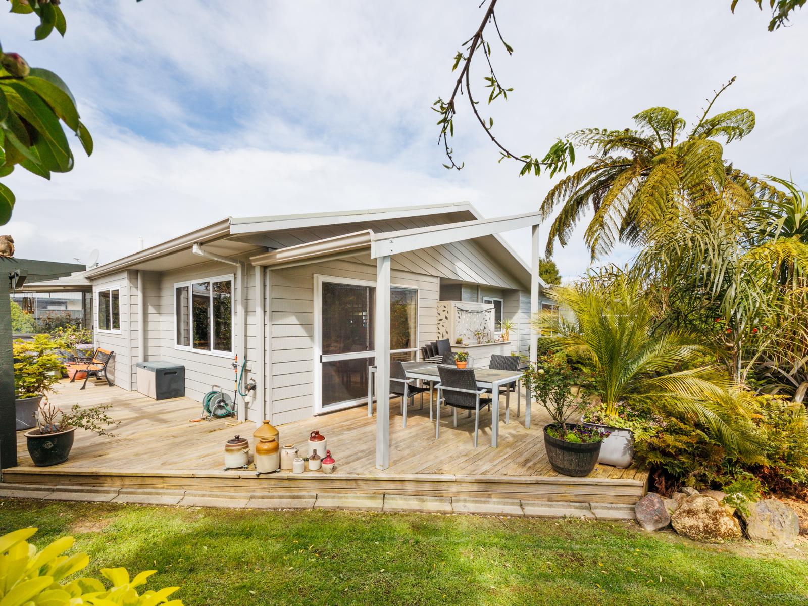 27 Norfolk Crescent, Feilding