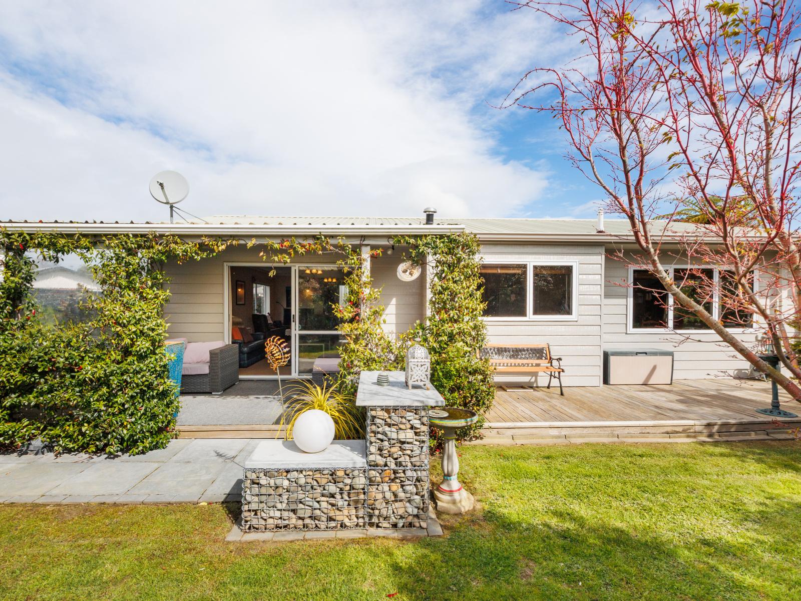27 Norfolk Crescent, Feilding
