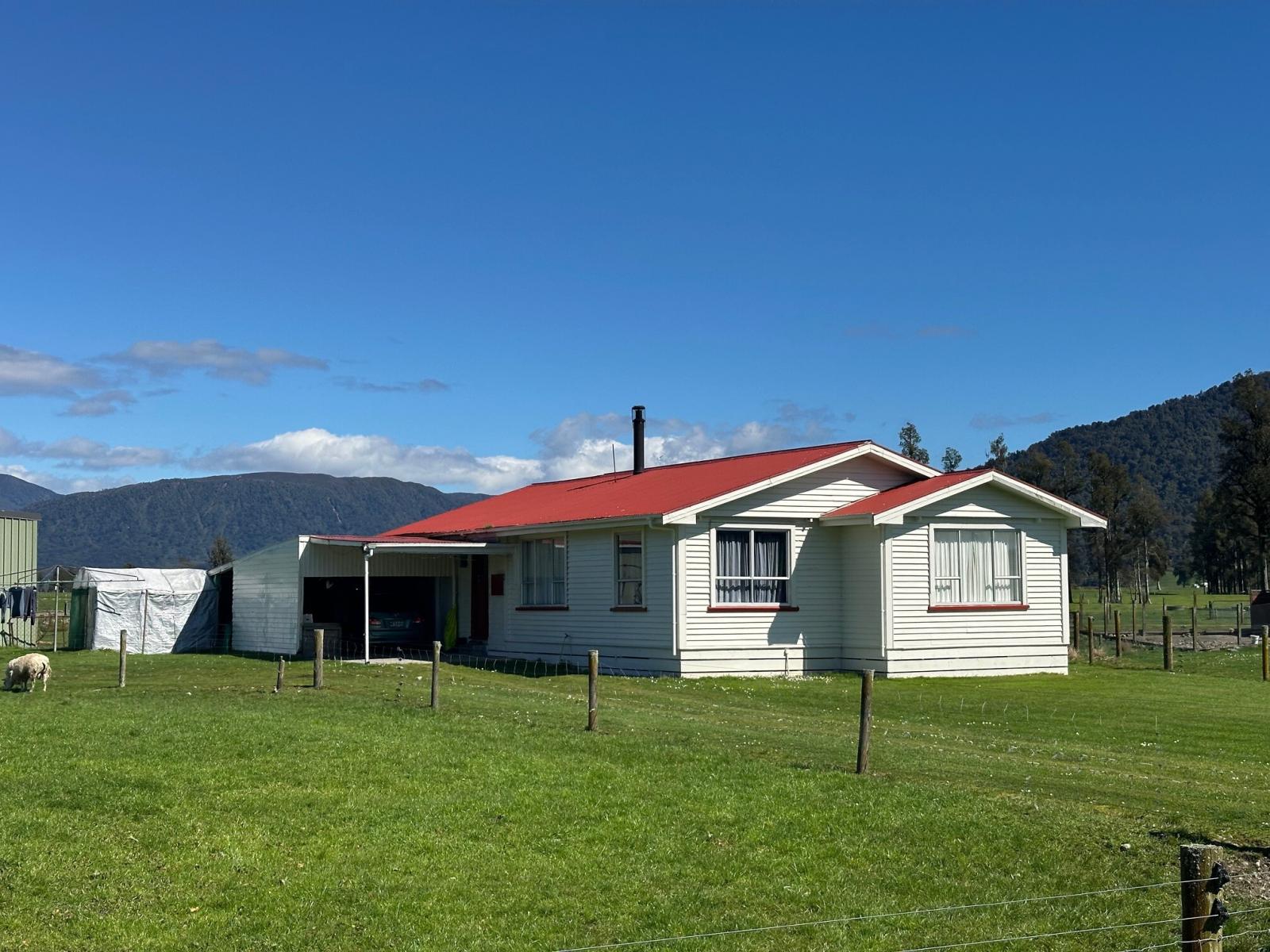 212-222 Municipal Road, Kowhitirangi