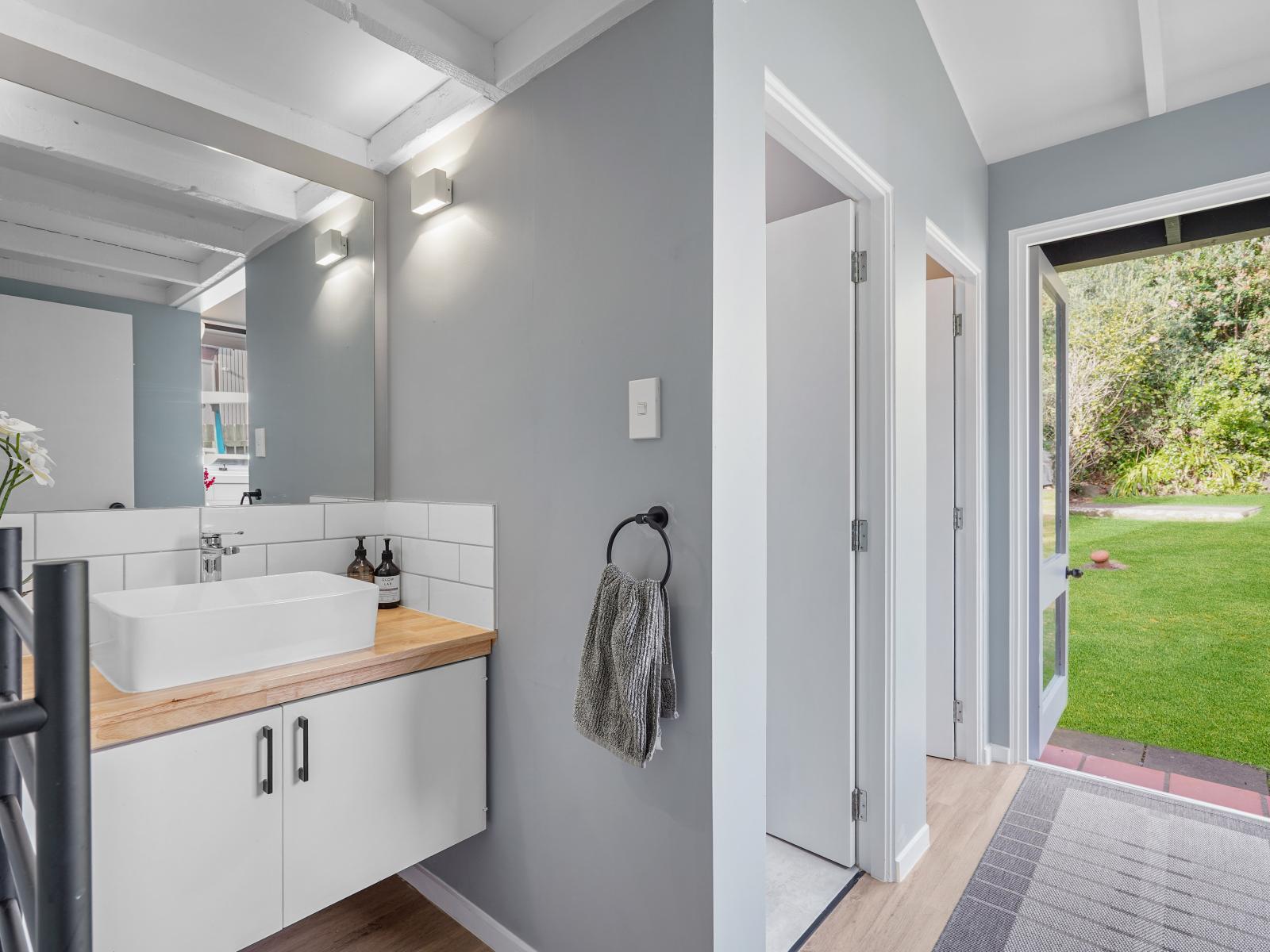 3428 Pourerere Beach Road, Pourerere Beach
