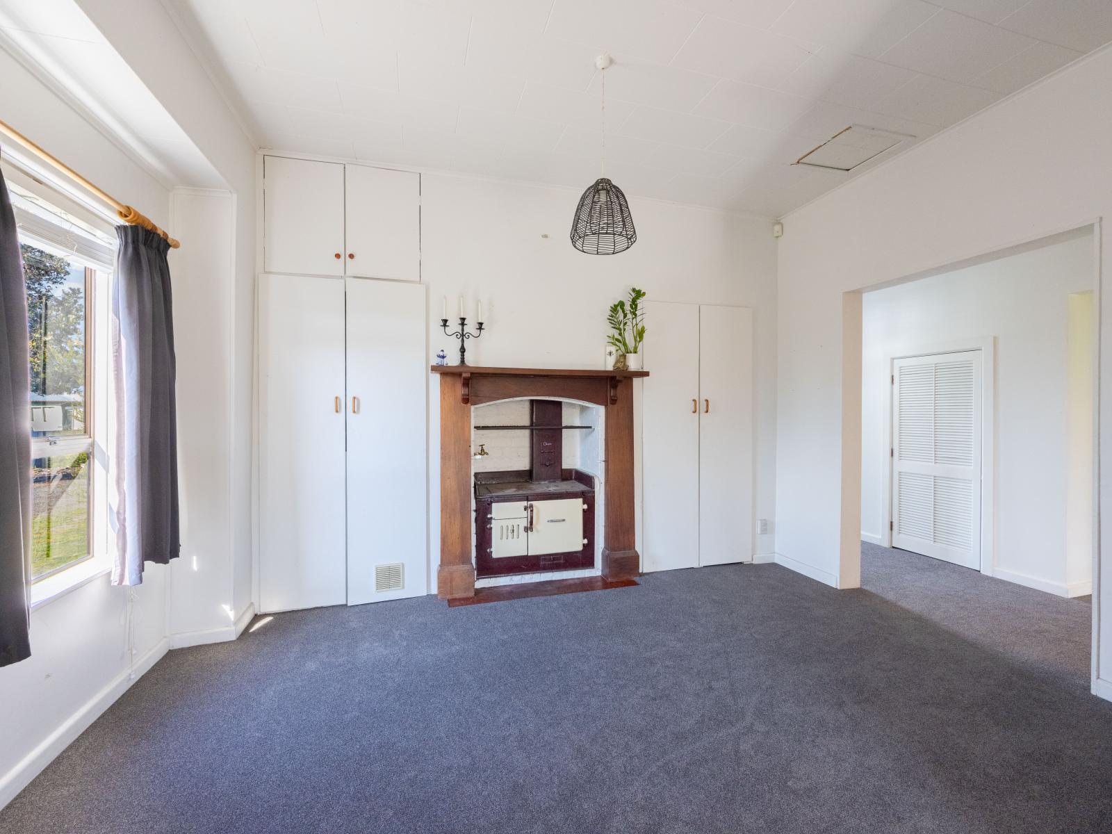 5 Allens Lane, Clive