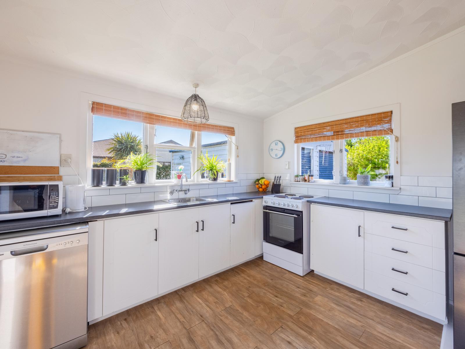 5 Allens Lane, Clive