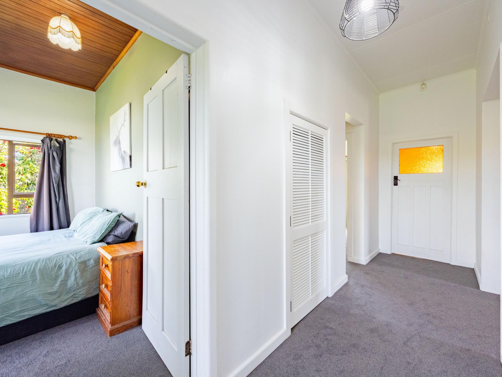 5 Allens Lane, Clive