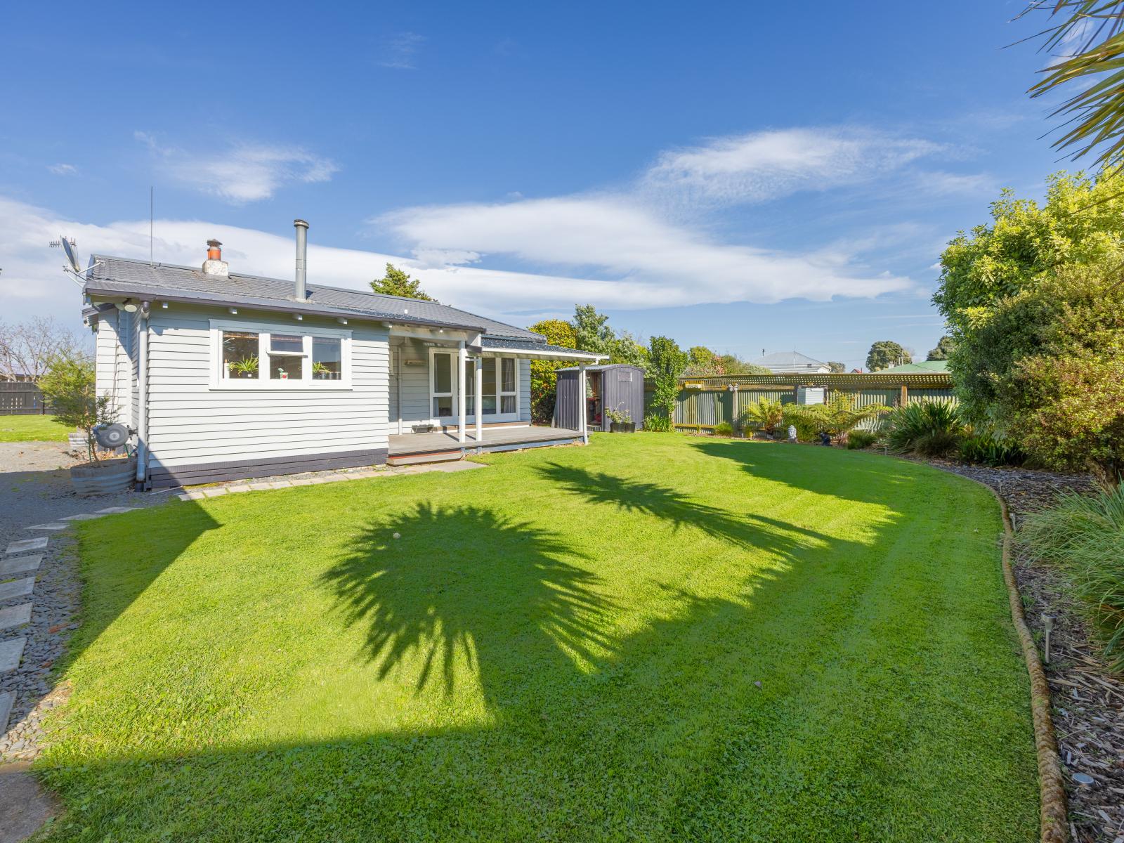 5 Allens Lane, Clive