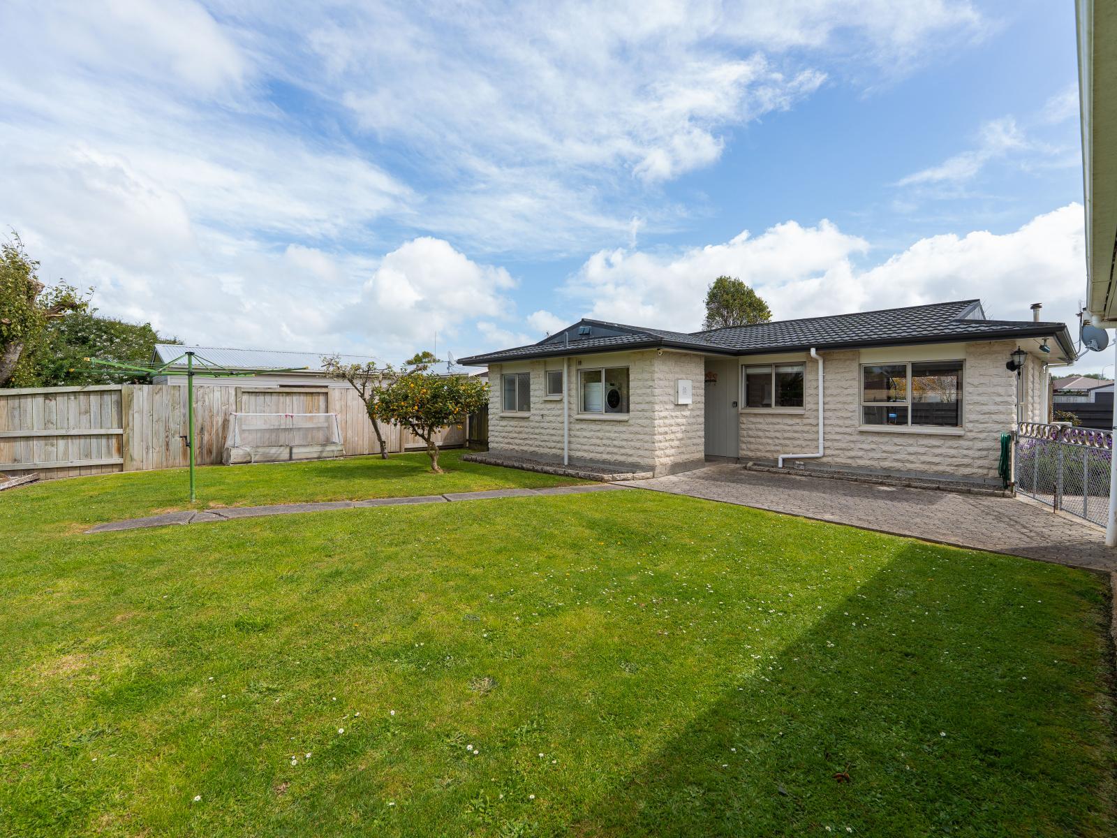 8 Chelmarsh Place, Highbury