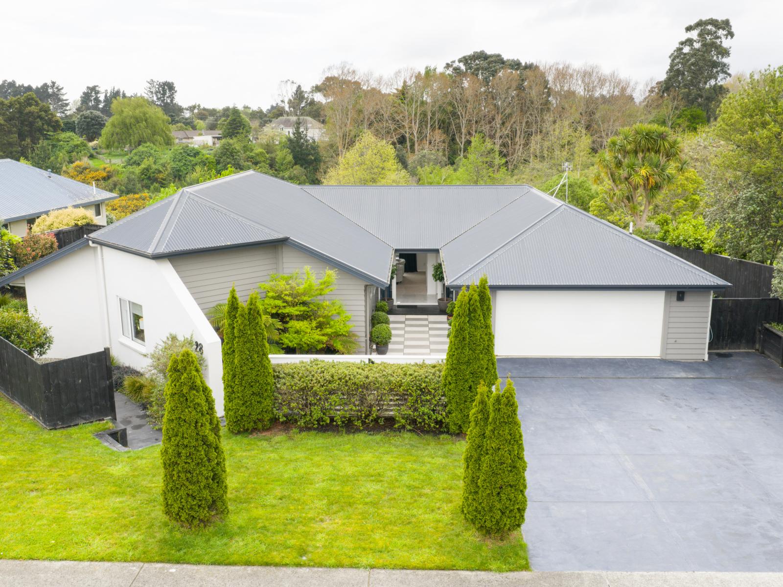 28 Cashmere Drive, Fitzherbert