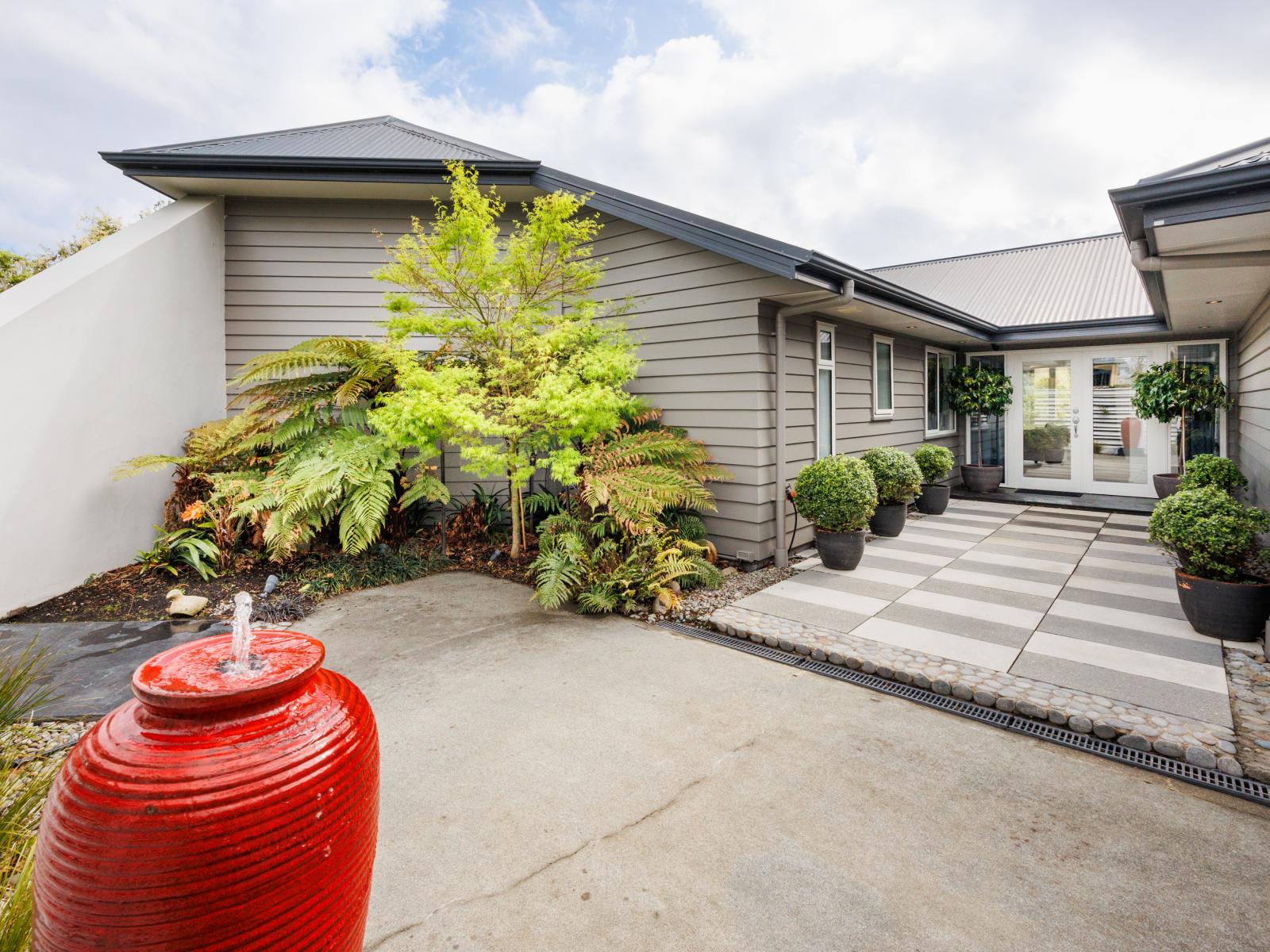 28 Cashmere Drive, Fitzherbert