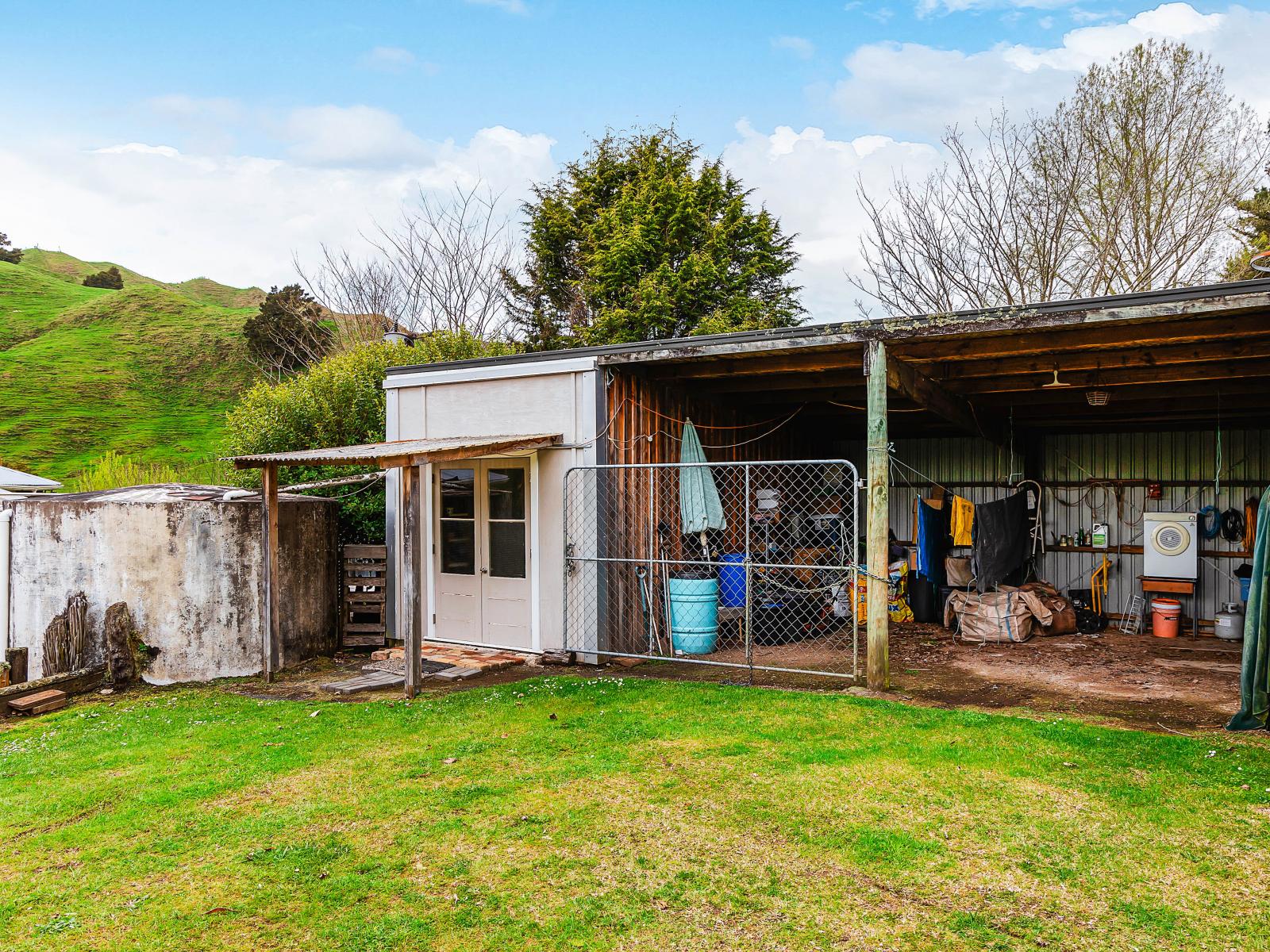 162 Okahukura Saddle Road, Matiere