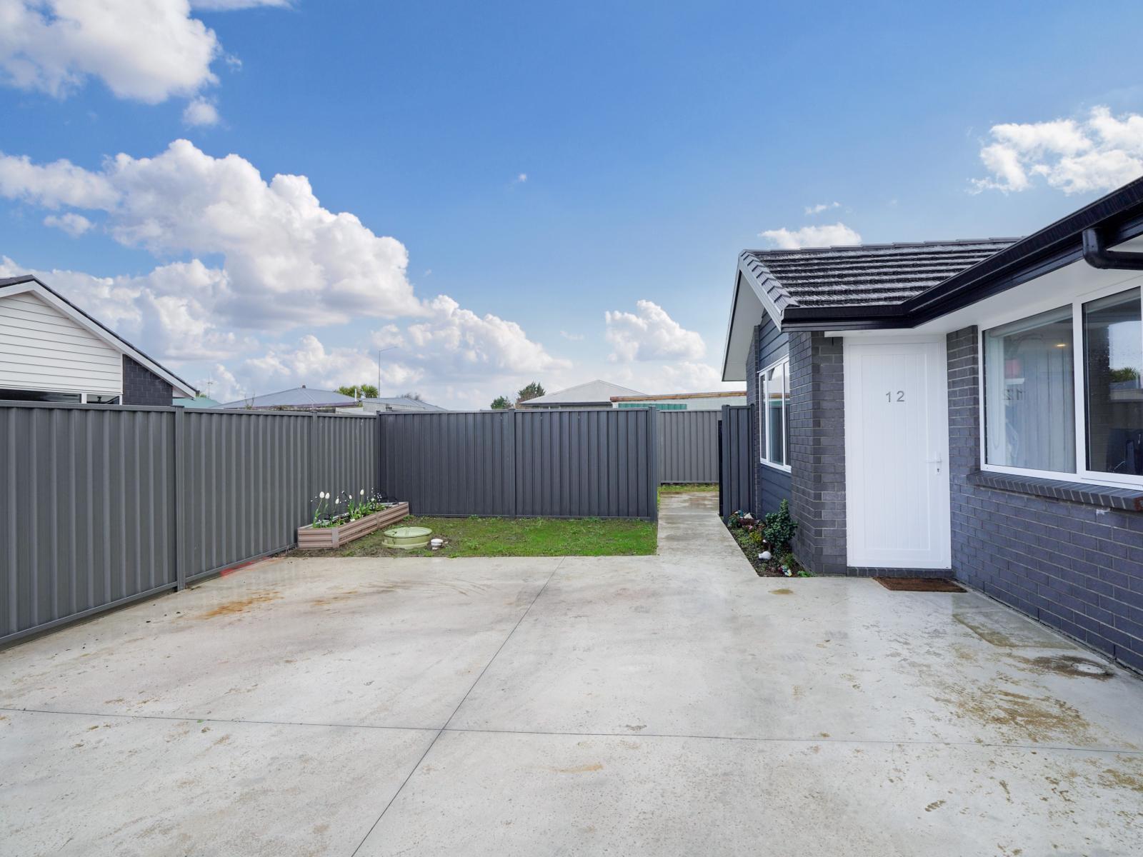 12 Morningside Lane, Rockdale