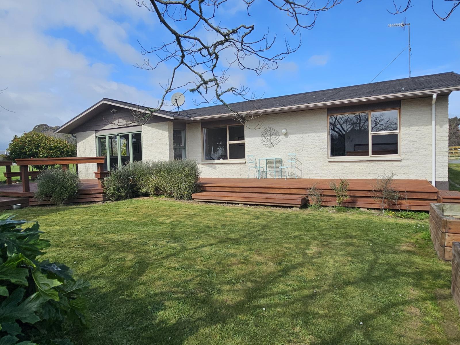 27 Te Whanga Road, Levin