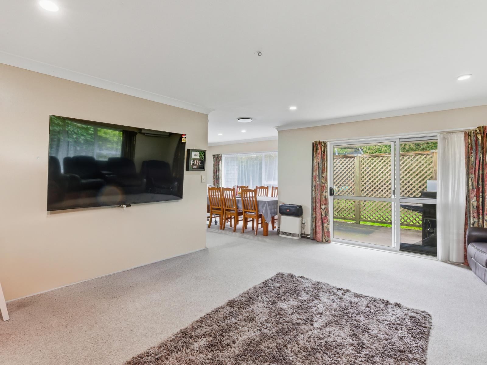 35 Spackman Crescent, Paraparaumu