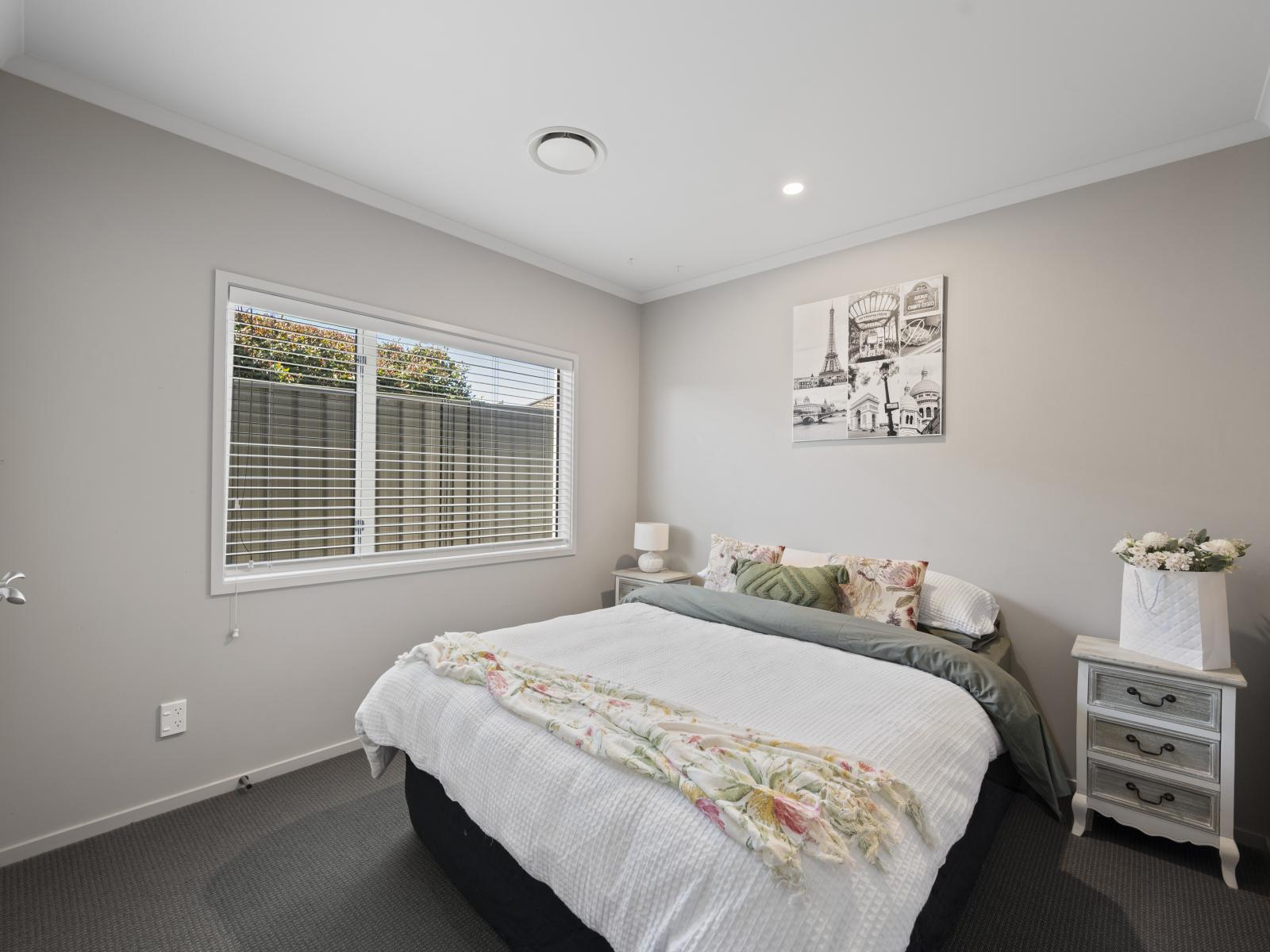 8 Karoola Place, Havelock North