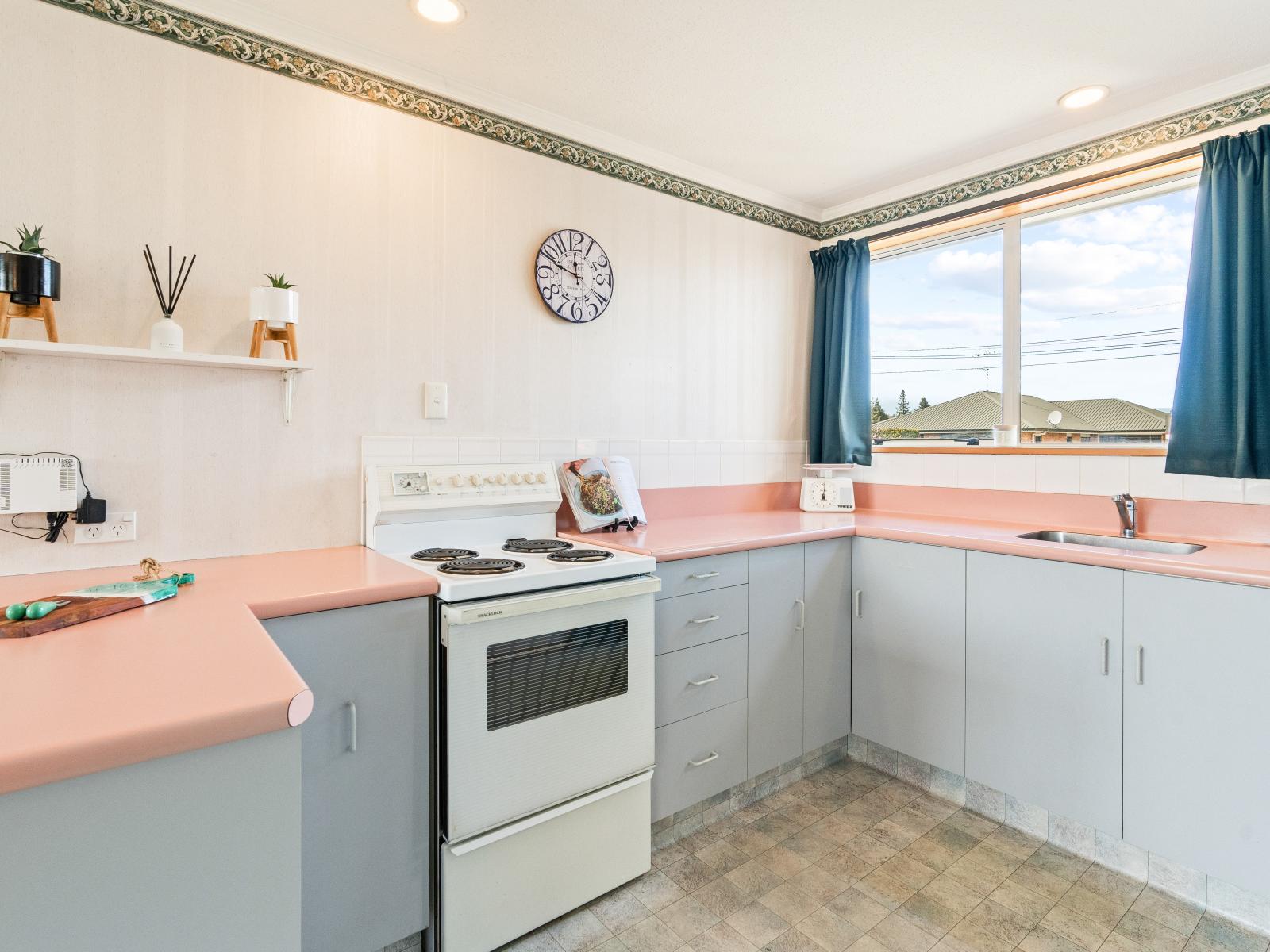 6C Eden Street, Mosgiel