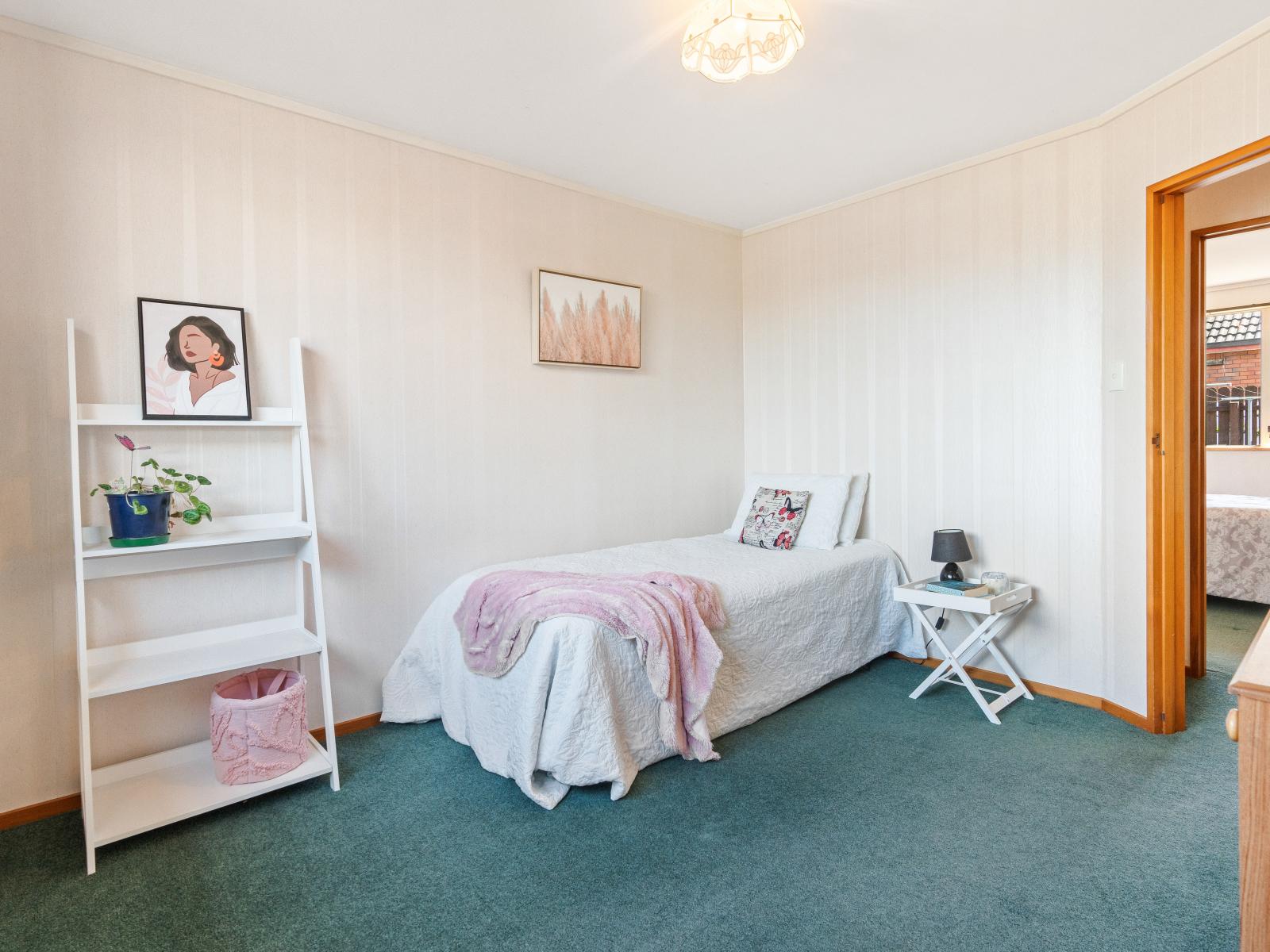 6C Eden Street, Mosgiel