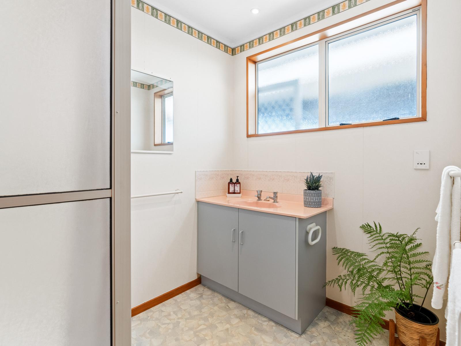 6C Eden Street, Mosgiel