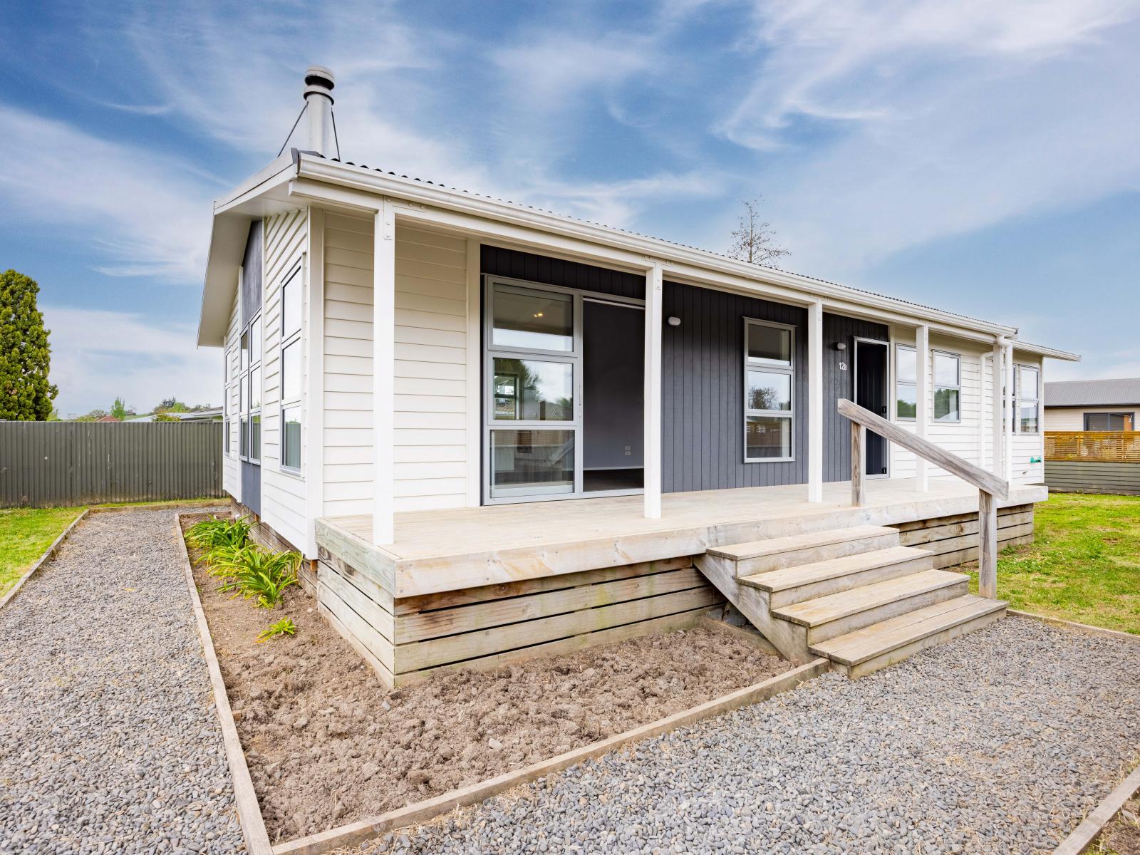 12B Guy Street, Waipawa