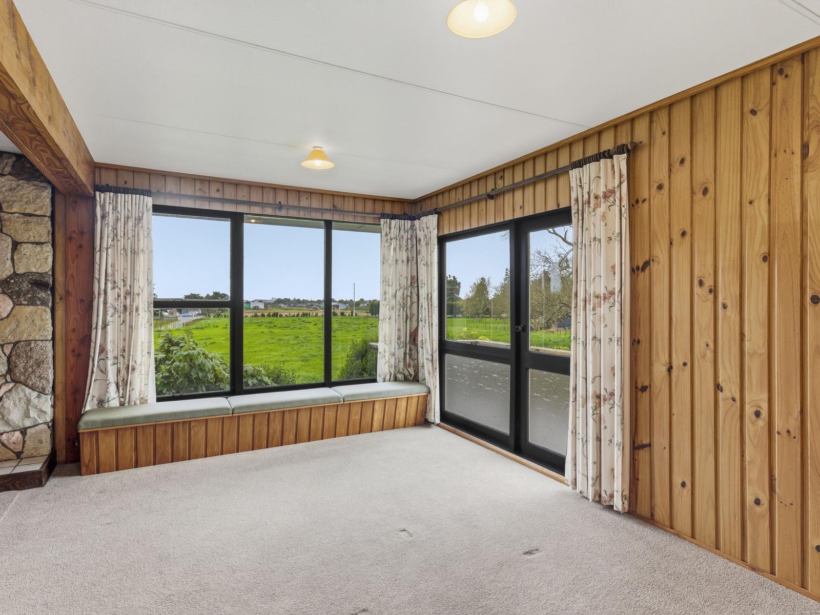 74 Arapaepae Road, Levin