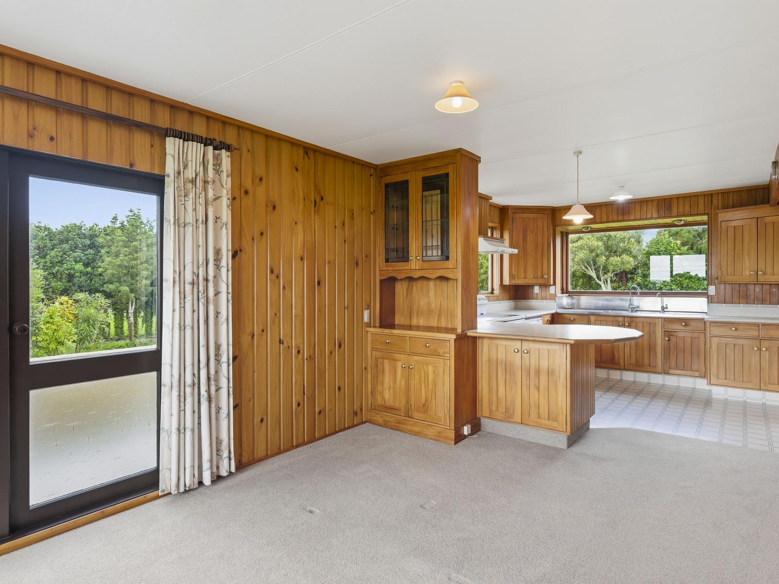 74 Arapaepae Road, Levin
