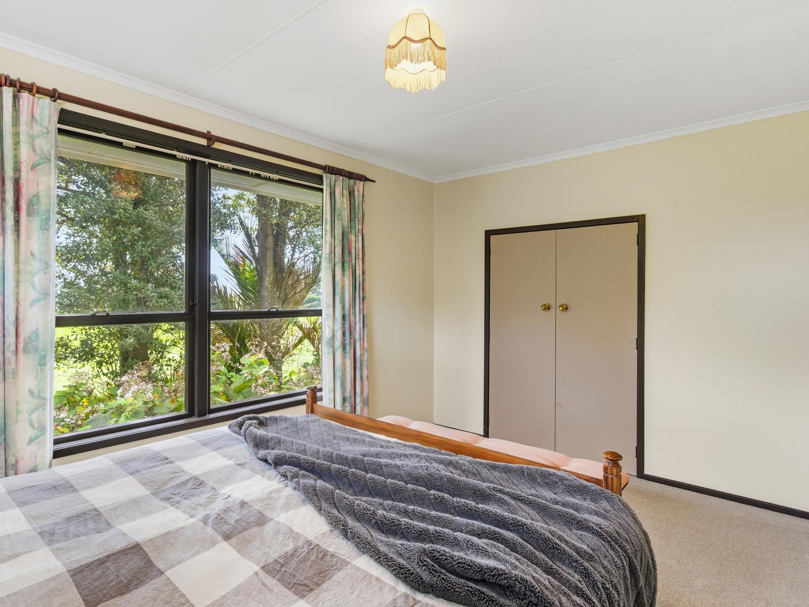 74 Arapaepae Road, Levin