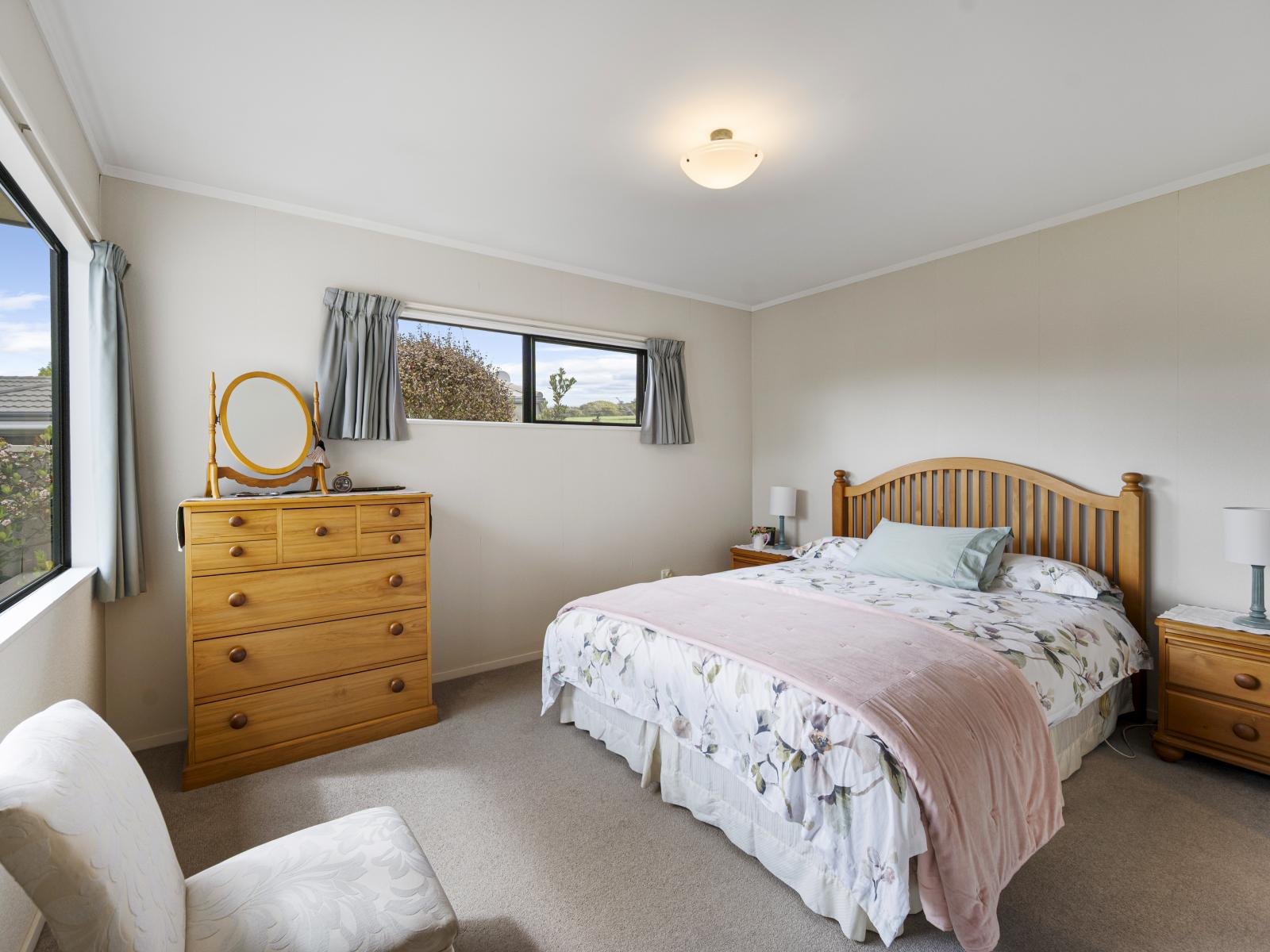 5 Ebury Mews, Taradale