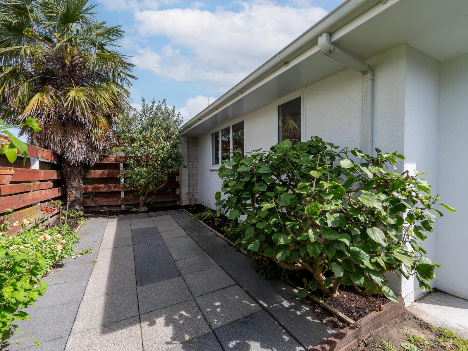 Unit 3, 10A Meeanee Quay, Westshore