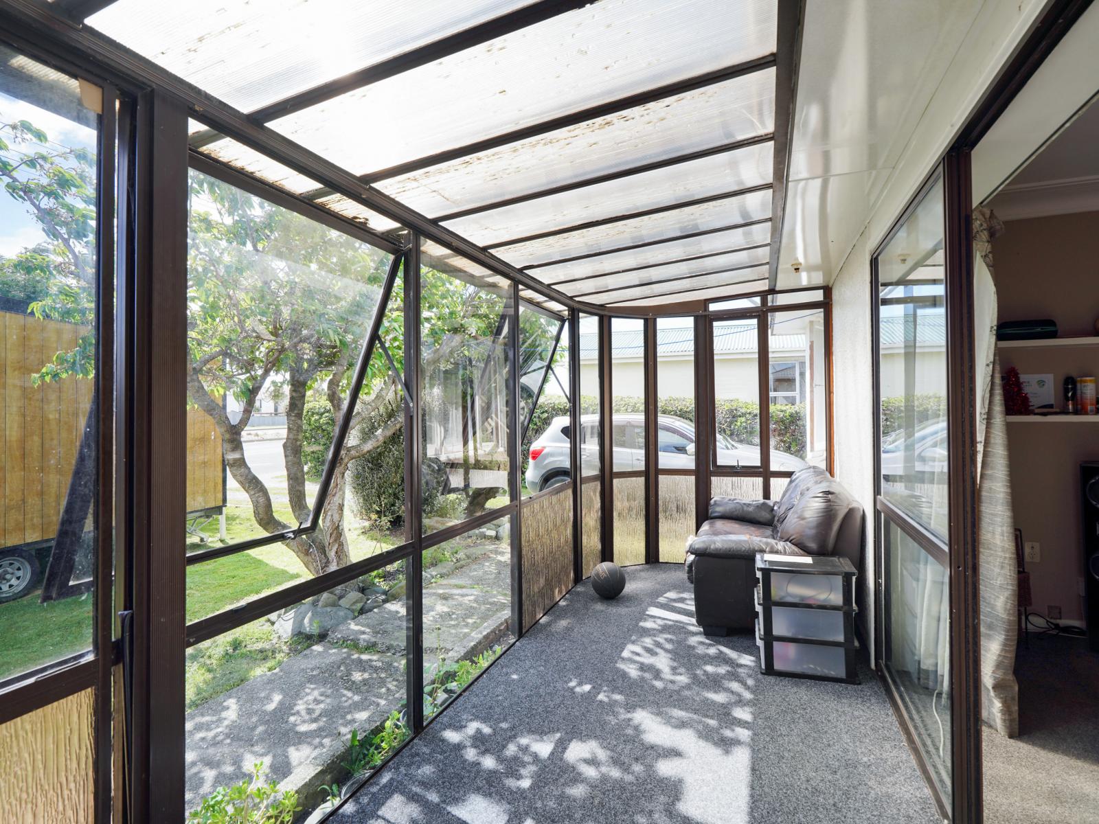33 Stirrat Street, Kingswell