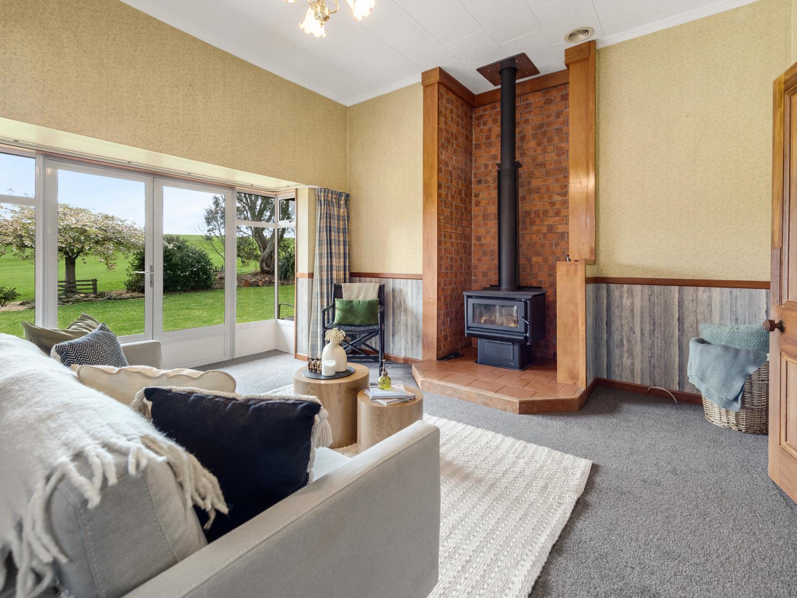 53 Pinnacle Road, Whiterigg