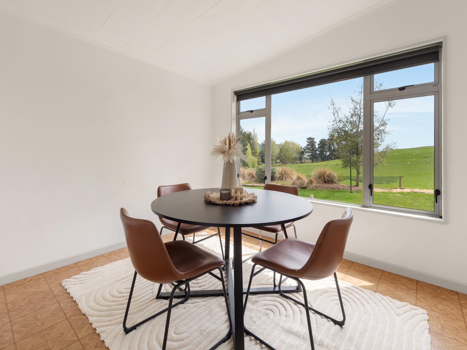 53 Pinnacle Road, Whiterigg