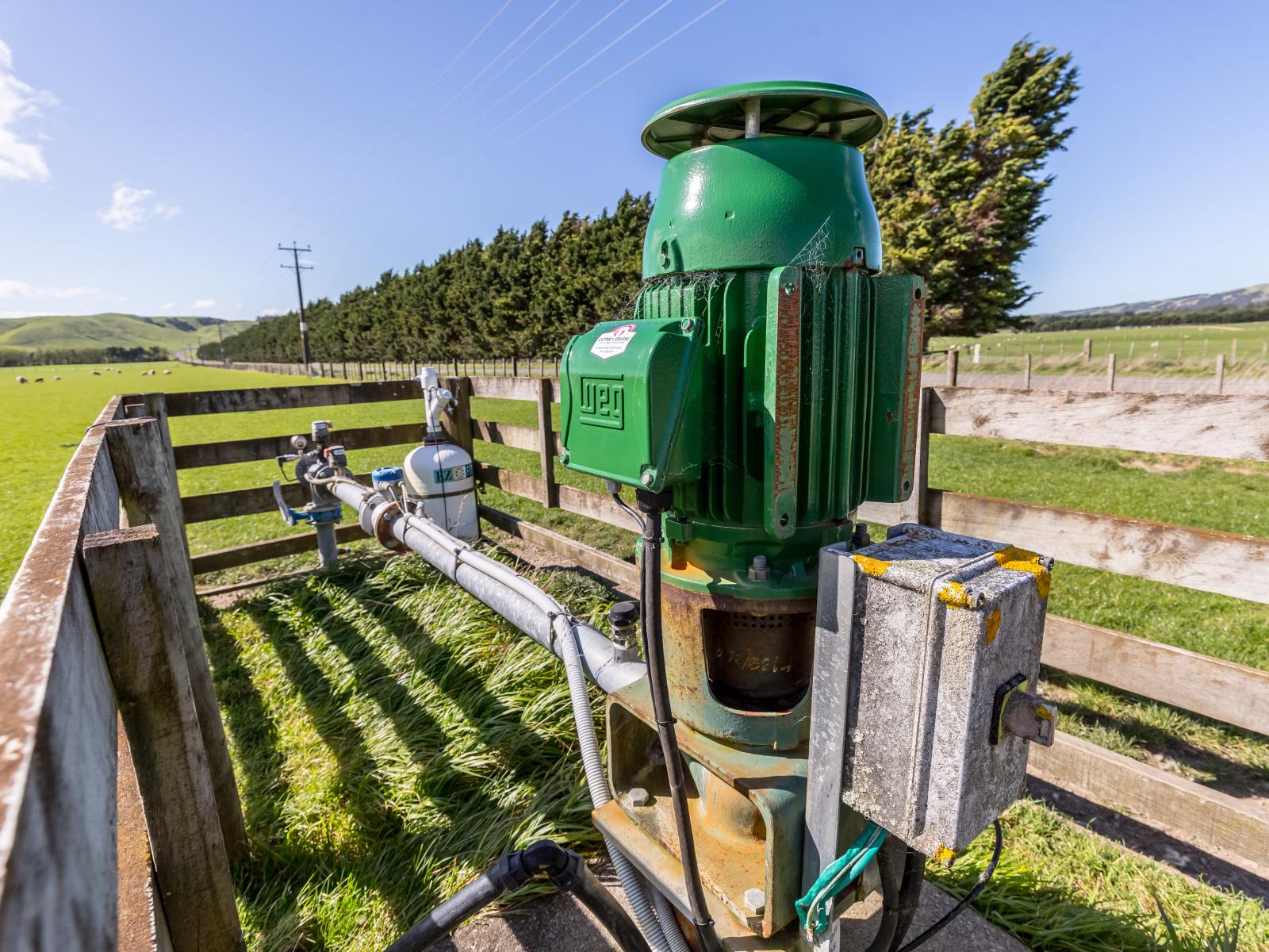White Rock Road, Martinborough