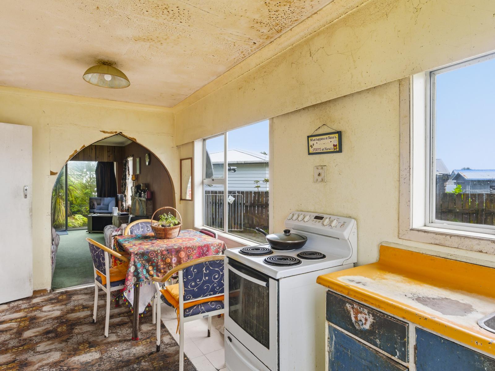 15 Ross Street, Levin