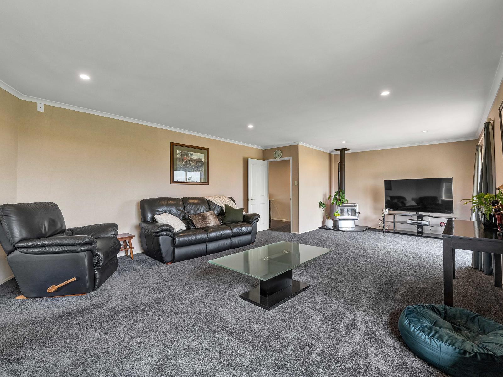 550 Mountain Road, Lepperton